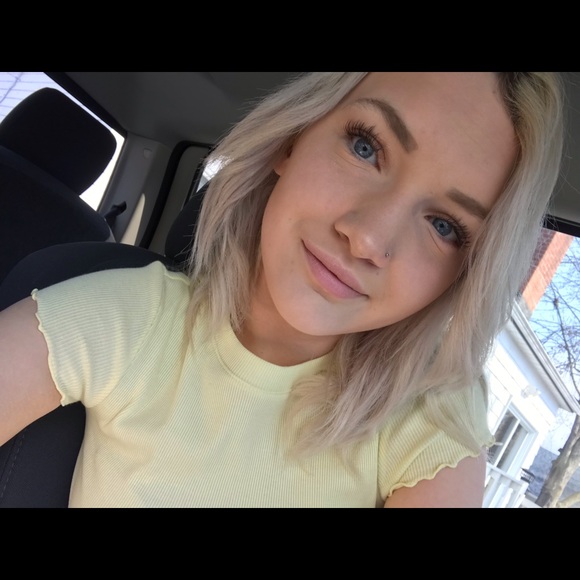 Meet your Posher, Caitlyn - Picture 1 of 1